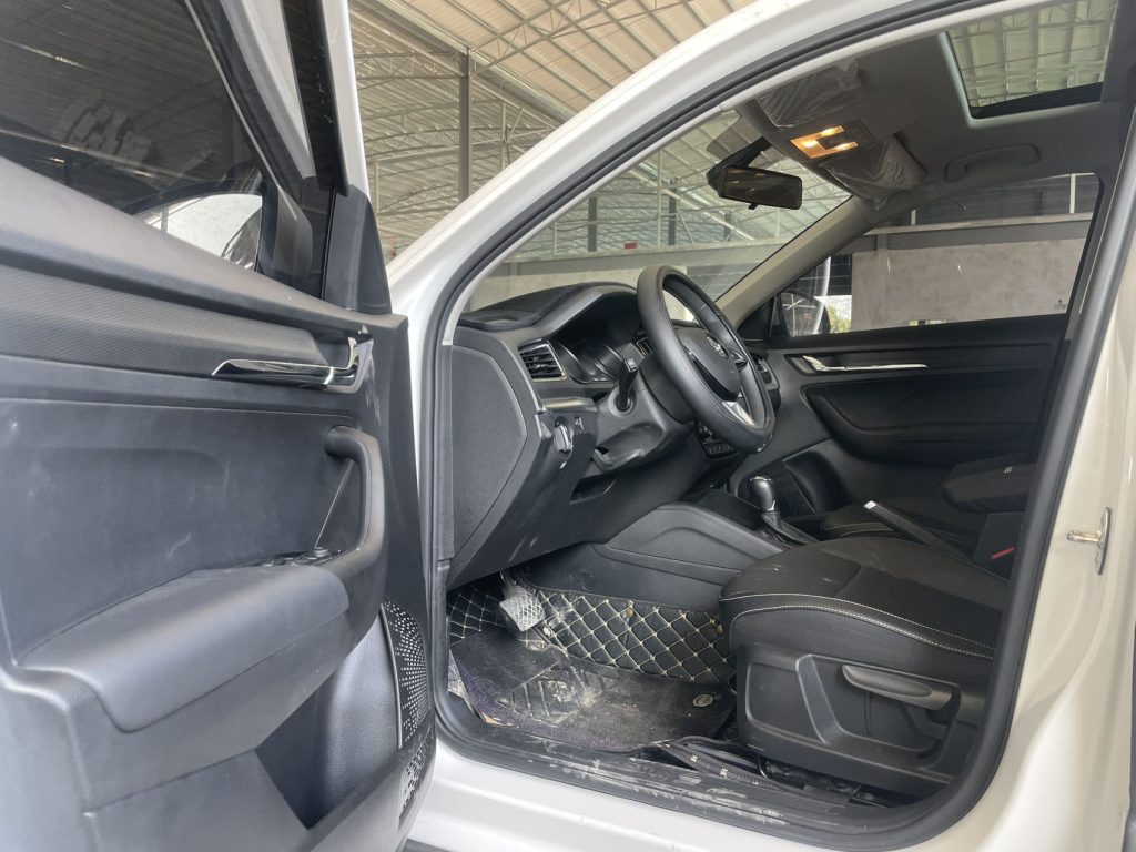 Škoda Kamiq 2022 года 1,5 л Автоматическая коробка передач Comfort Edition - Huishida Trading