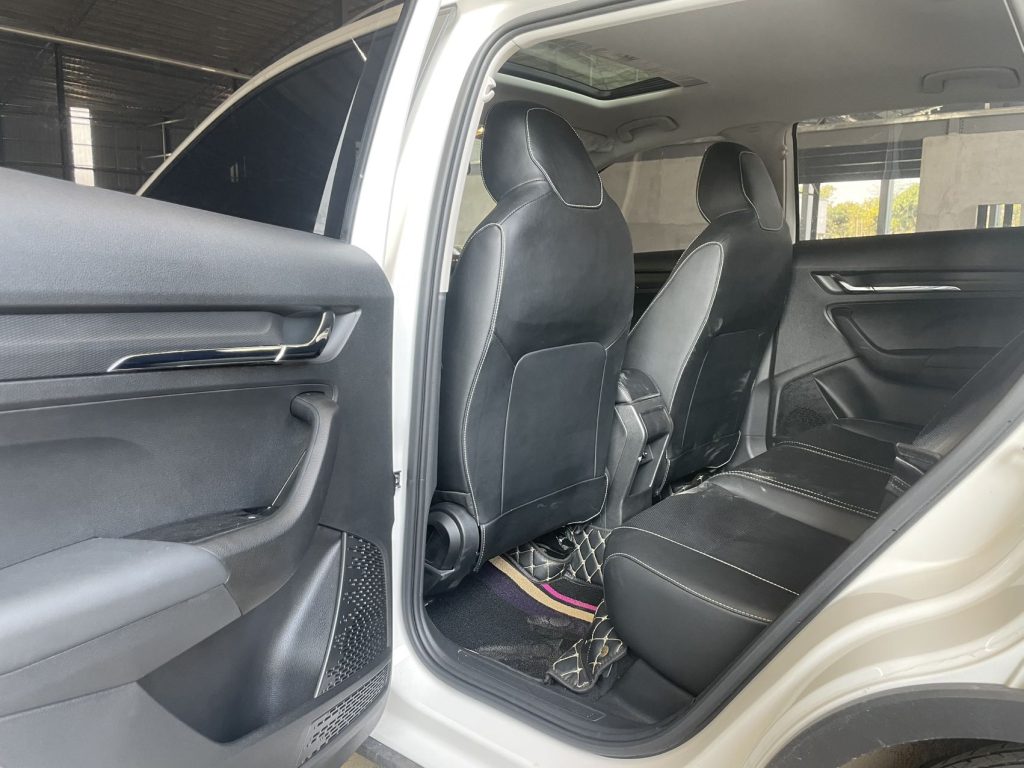 Škoda Kamiq 2022 года 1,5 л Автоматическая коробка передач Comfort Edition - Huishida Trading