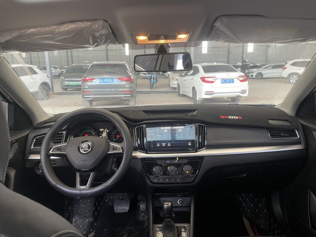 Škoda Kamiq 2022 года 1,5 л Автоматическая коробка передач Comfort Edition - Huishida Trading