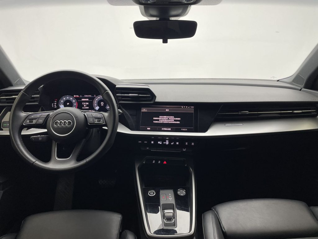 Audi A3 2023 Sportback 35 TFSI Progressive Sport - Huishida Trading