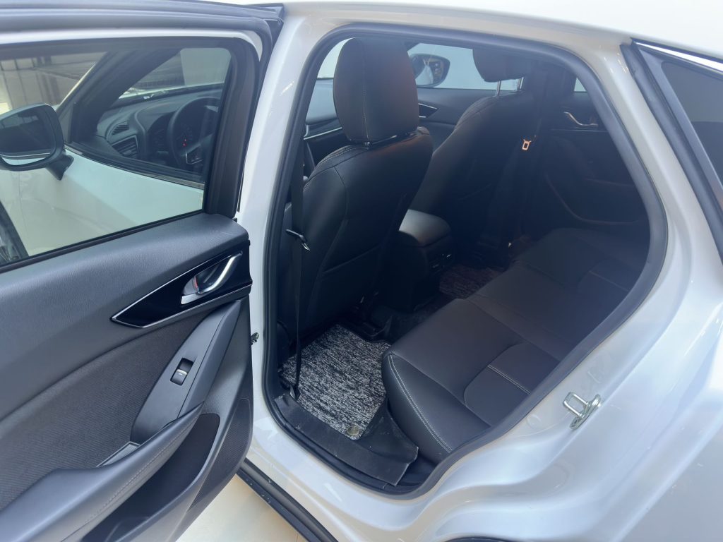 Mazda CX-4 2021 года 2,0 л Автоматическая коробка передач Передний привод Skyactiv-Explorer Edition - Huishida Trading