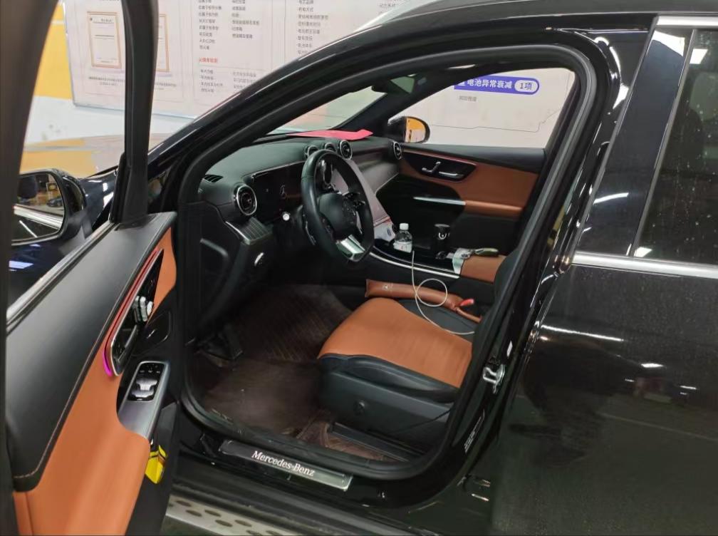 Mercedes-Benz GLC Черный 2024 модельный год GLC 300 L 4MATIC Sport Edition 5-местный - Huishida Trading