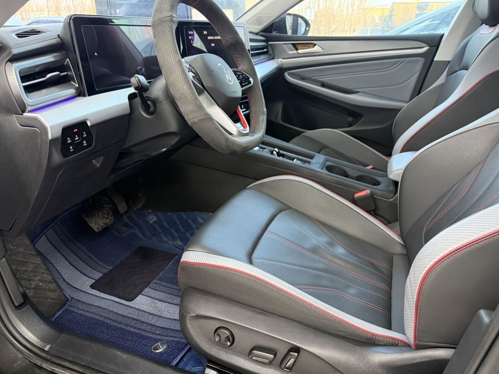 Volkswagen LAMANDO L 2022 280TSI Cool Edition - Huishida Trading