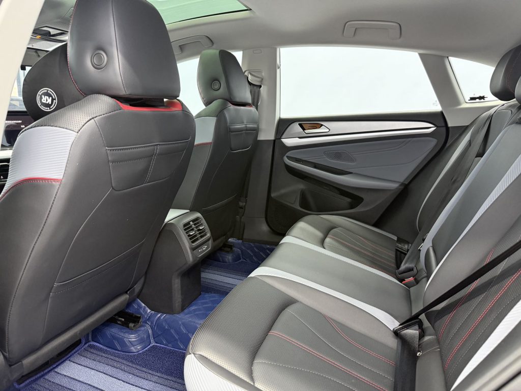 Volkswagen LAMANDO L 2022 280TSI Cool Edition - Huishida Trading