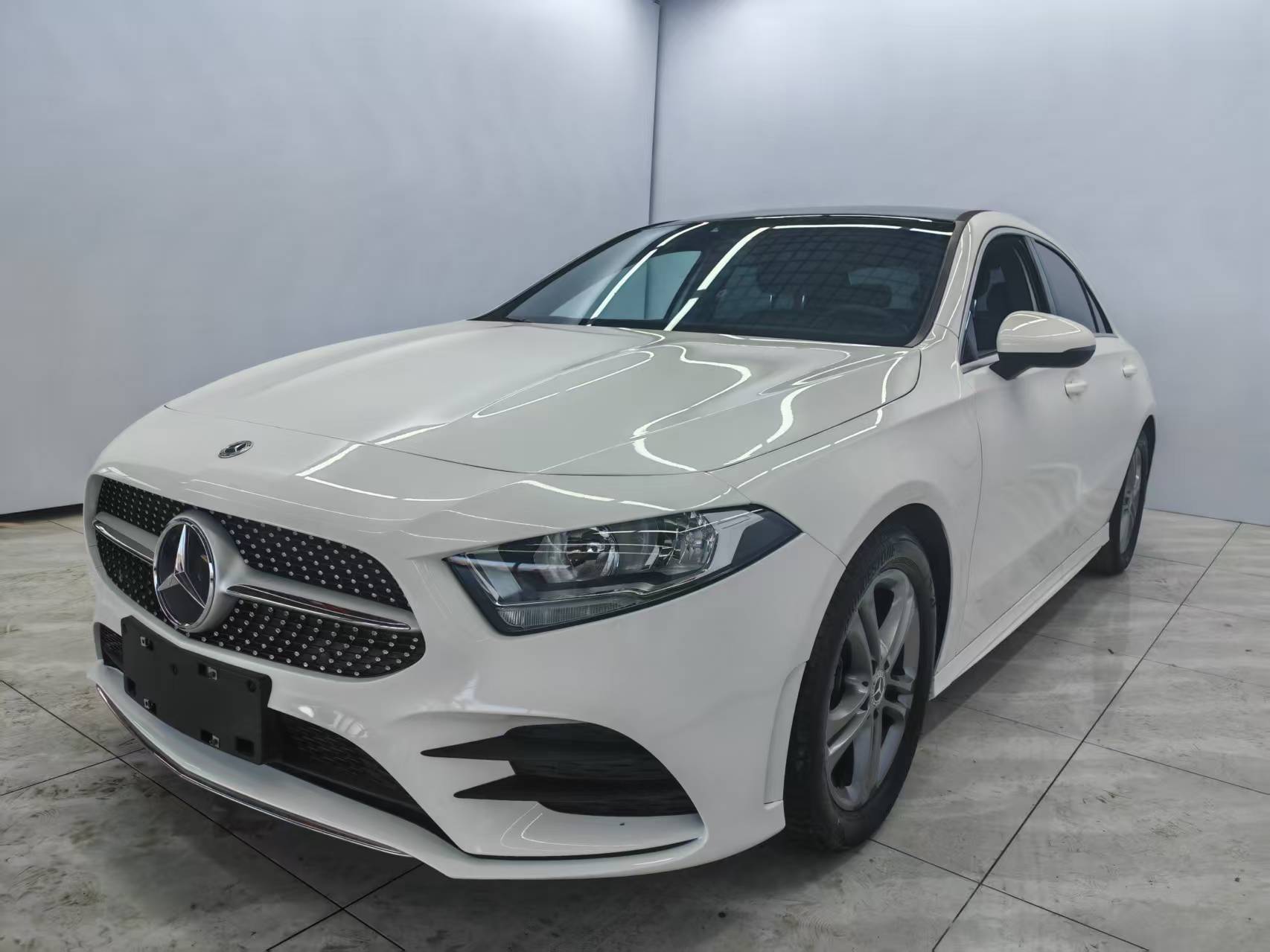 Mercedes-Benz A-Class  2022 A 180 L Sport Sedan