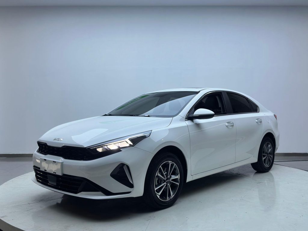 Kia K3 2023 1.5L CVT Luxury Edition - Huishida Trading