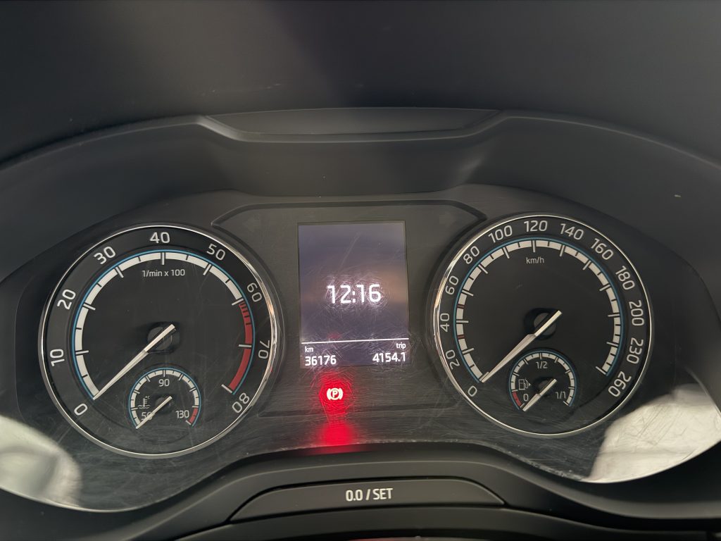 2021 Skoda Karoq Luxury Edition, 280TSI - Huishida Trading