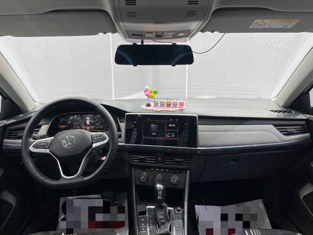 Volkswagen Bora 2023 года 1,5 л Автоматическая коробка передач Лимитированная серия - Huishida Trading