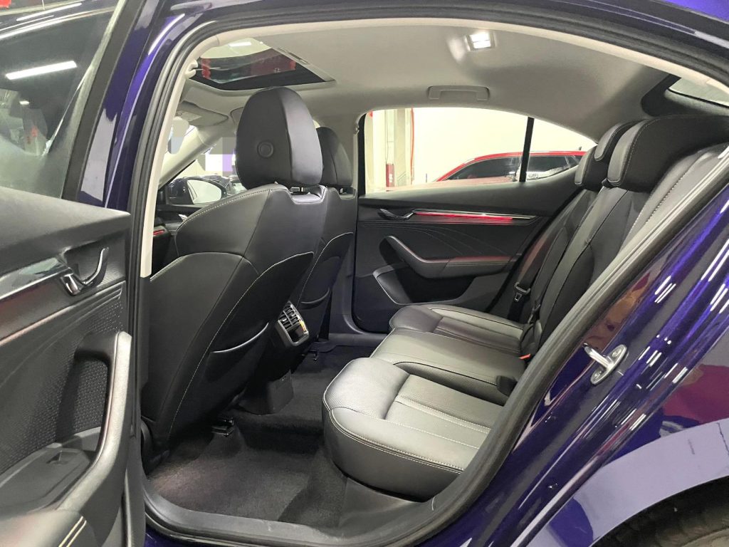 ŠKODA Octavia 2022 PRO TSI280 Luxury Edition - Huishida Trading