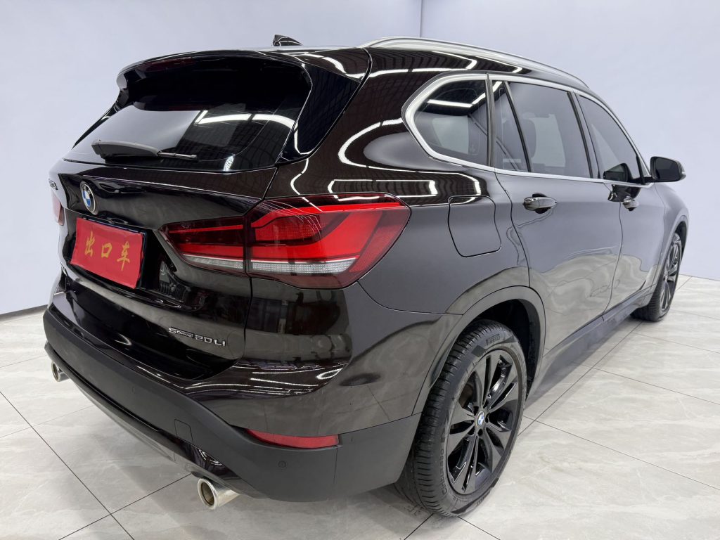 BMW X1 Черный 2021 модельного года Обновленный sDrive20Li Sport Line - Huishida Trading