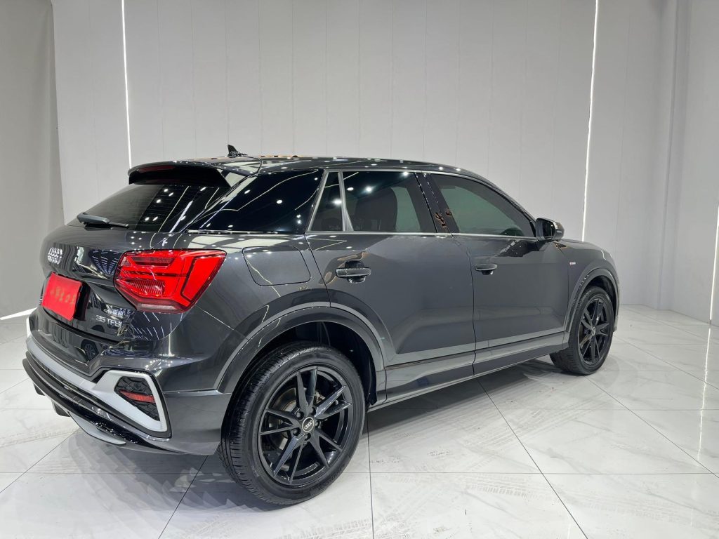 Audi Q2L 2022 года 35 TFSI Sportline - Huishida Trading