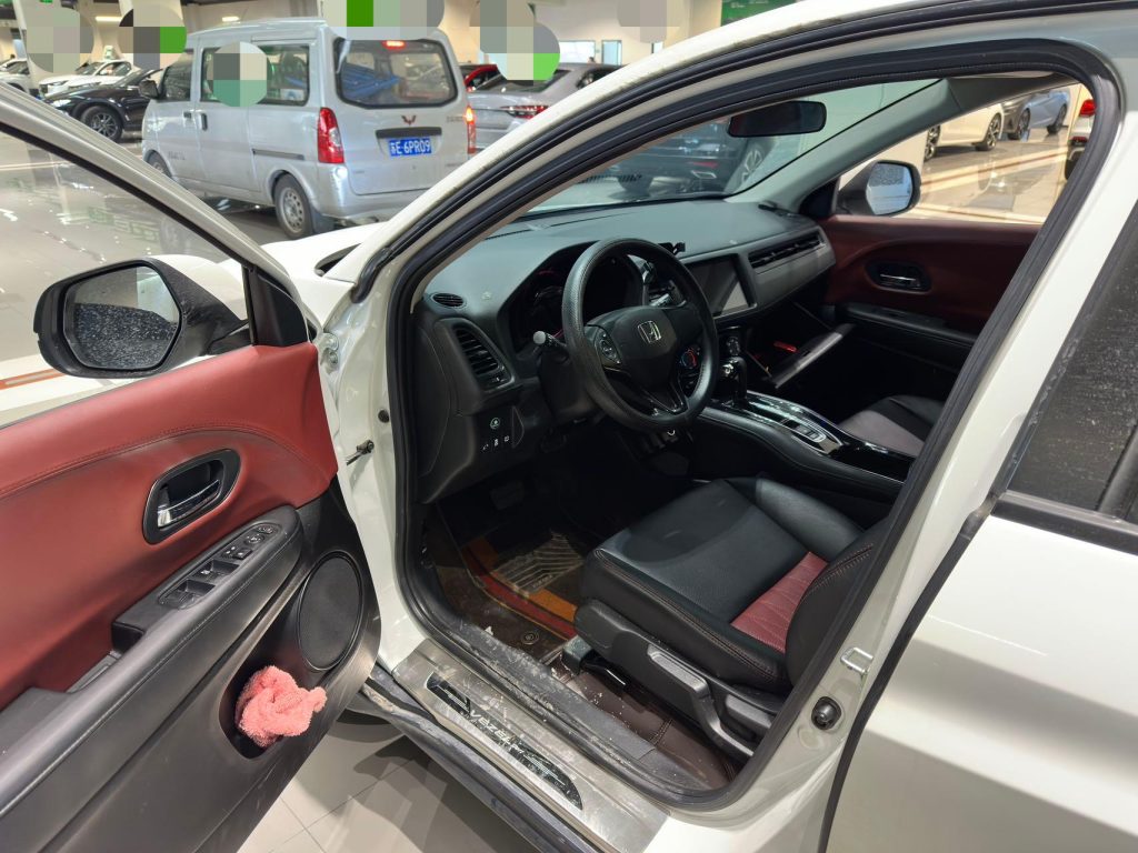 Honda Vezel 2022 1.5L CVT Elite Smart Enjoy Edition - Huishida Trading