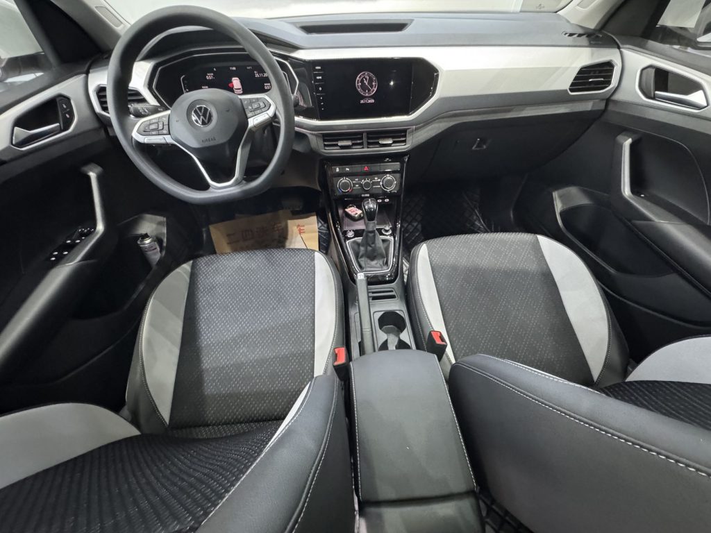 Volkswagen Tacqua 2021 1,5 л, автоматическая коробка передач, версия Connect Edition - Huishida Trading