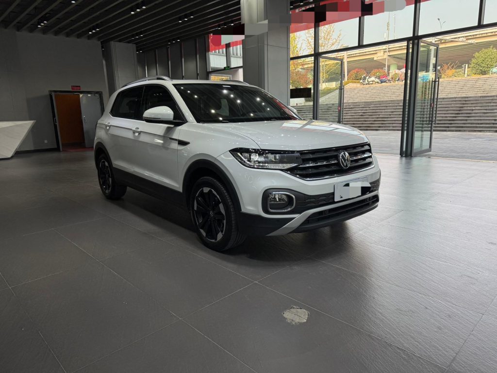 Volkswagen Tacqua 2021 1,5 л, автоматическая коробка передач, версия Connect Edition - Huishida Trading