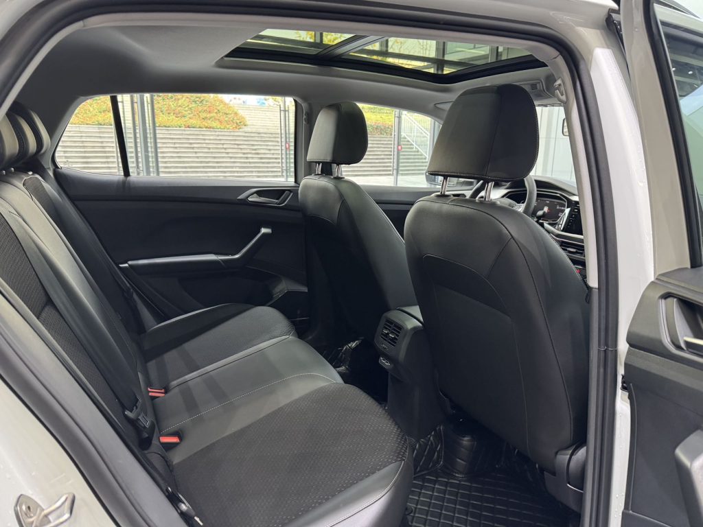 Volkswagen Tacqua 2021 1,5 л, автоматическая коробка передач, версия Connect Edition - Huishida Trading