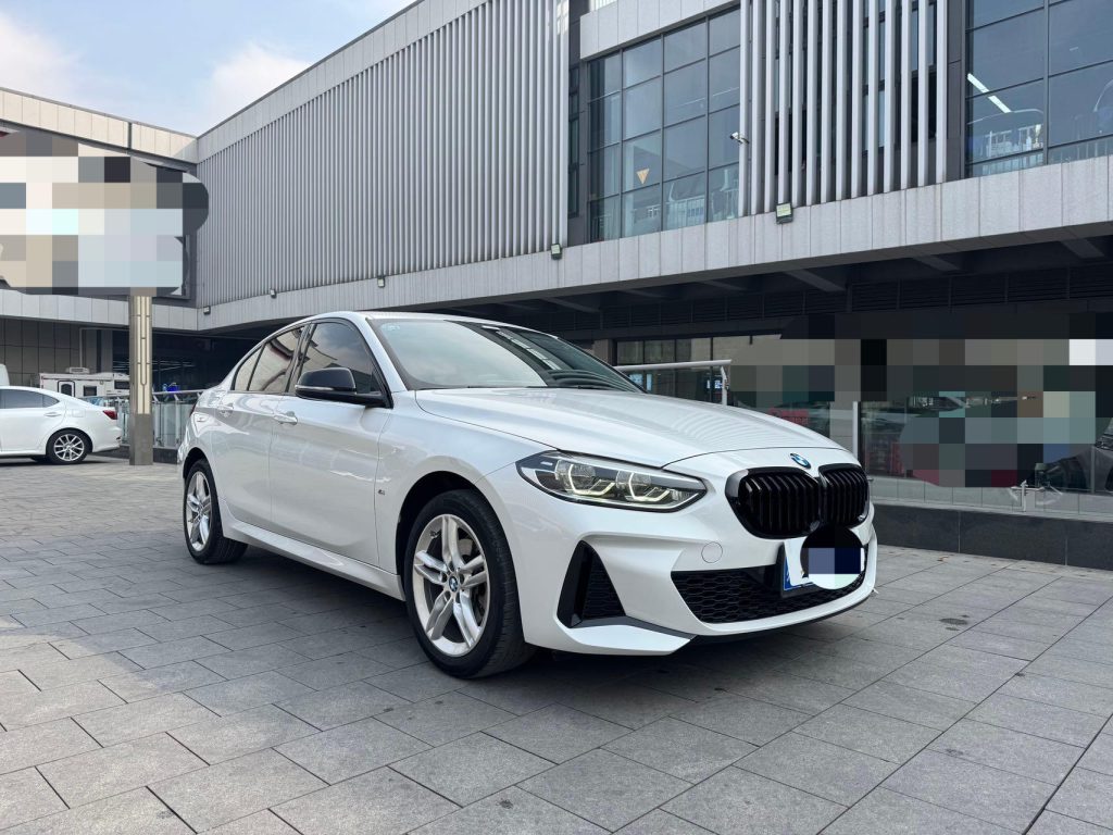 BMW 1 серии 120i 2021 120i M Sport Night Edition - Huishida Trading