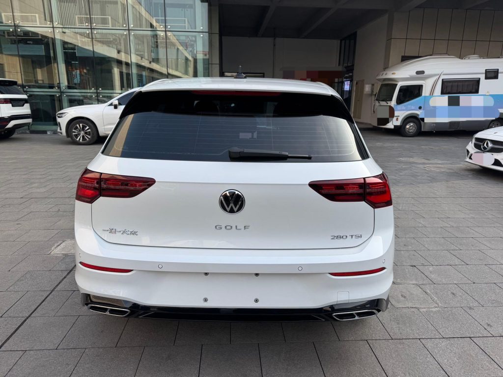 Volkswagen Golf 2023 280TSI DSG R-Line - Huishida Trading