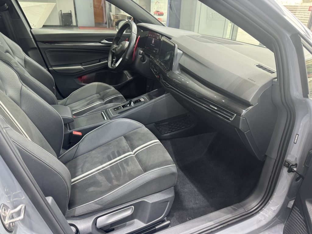 Volkswagen Golf 2021 280TSI DSG R-Line - Huishida Trading