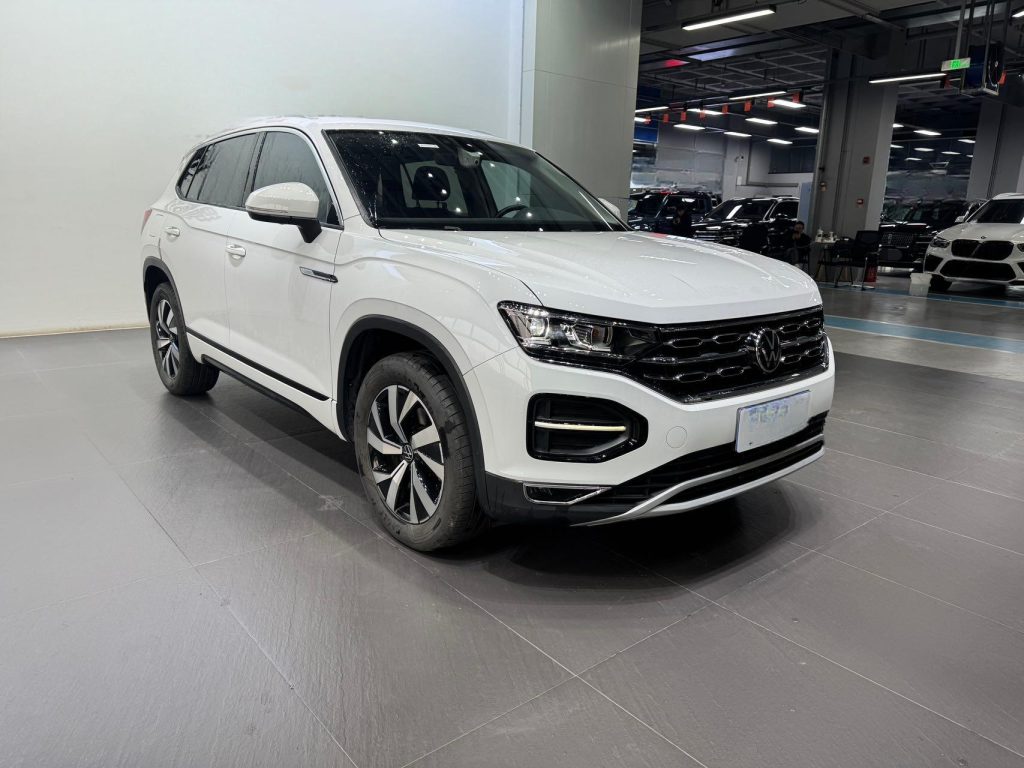 Volkswagen TAYRON 2022 280TSI Передний привод Luxury Smart Connect Edition - Huishida Trading