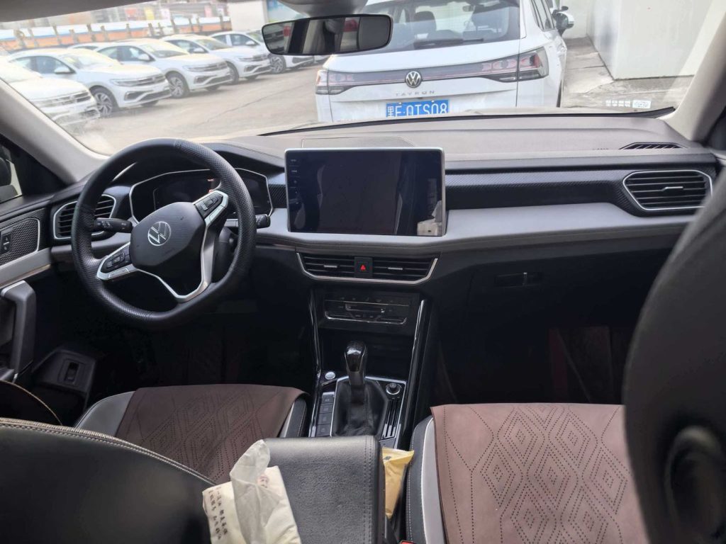 Volkswagen TAYRON Черный Модель 2023 года 280TSI Передний привод Luxury Plus Advanced Edition - Huishida Trading