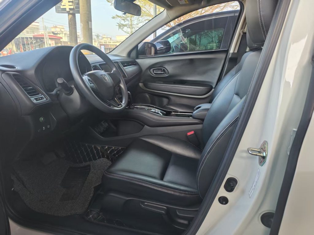 Honda Vezel 2022 1.5L CVT Elite Smart Enjoy Edition - Huishida Trading