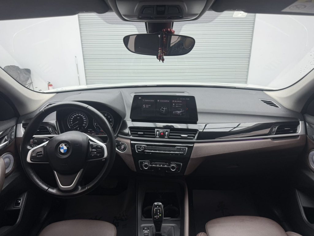 BMW X1 2022 sDrive20Li Fashion Edition - Huishida Trading