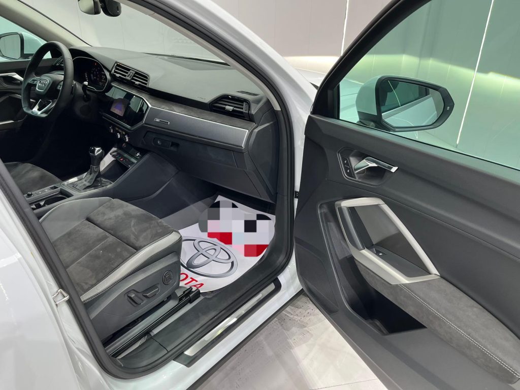 Audi Q3 2021 года 35 TFSI Sportline - Huishida Trading