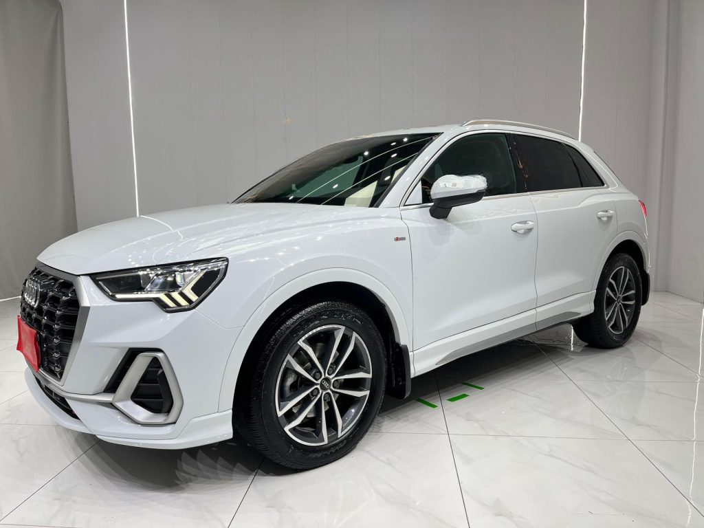 Audi Q3 2021 года 35 TFSI Sportline - Huishida Trading