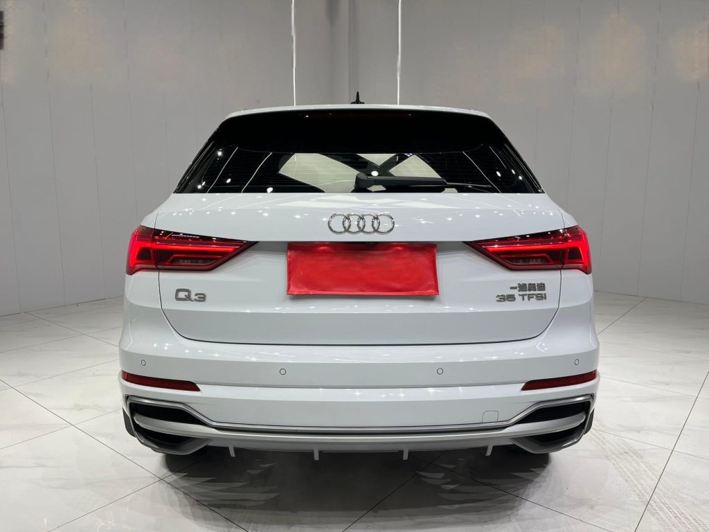 Audi Q3 2021 года 35 TFSI Sportline - Huishida Trading