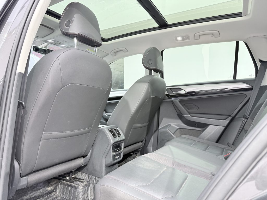 2022 TAYRON 280TSI с передним приводом, версия Luxury Edition - Huishida Trading