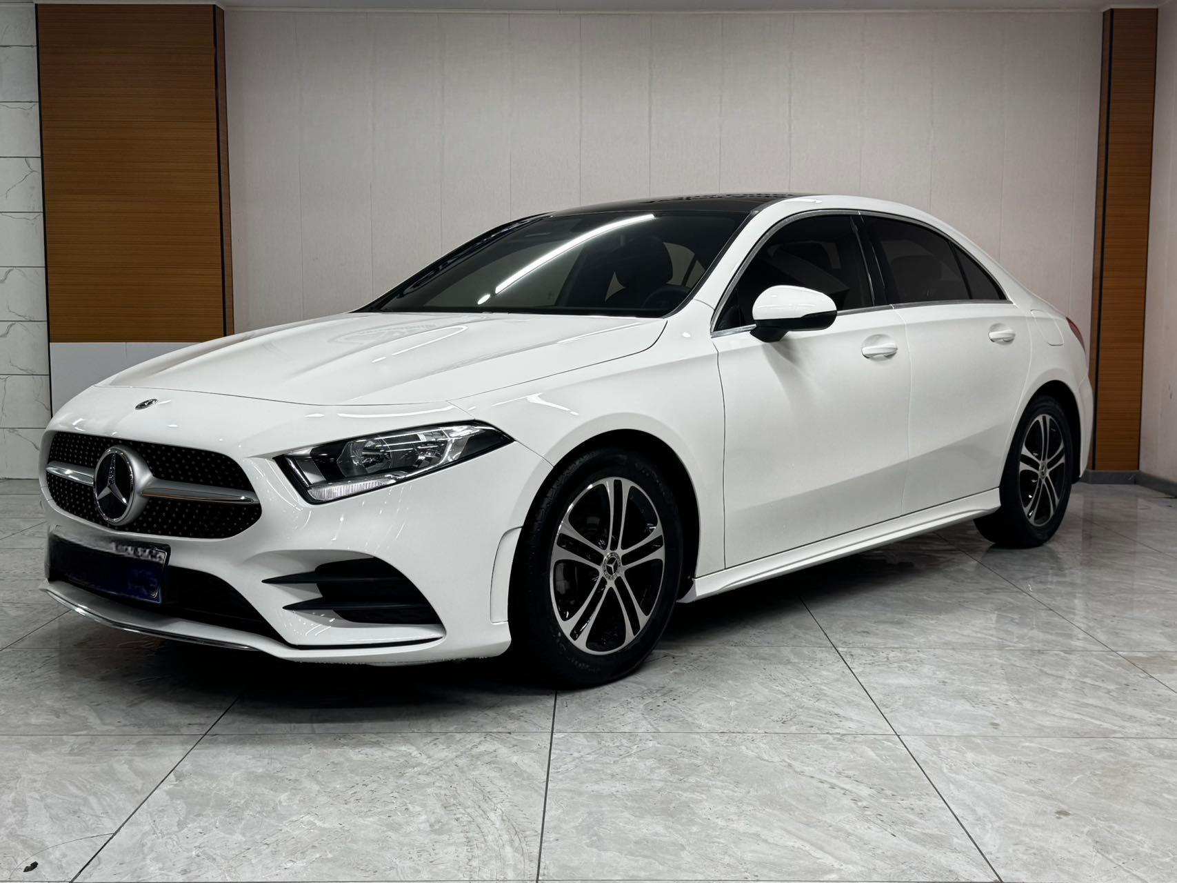 2021 Mercedes-Benz A180L  Facelift Sports Sedan