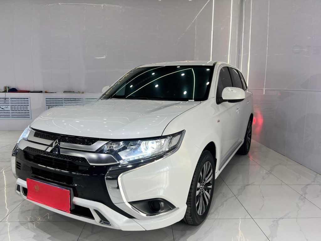 2021 Mitsubishi Outlander Facelift 2.0L 2WD Comfort Edition 5-Seater - Huishida Trading