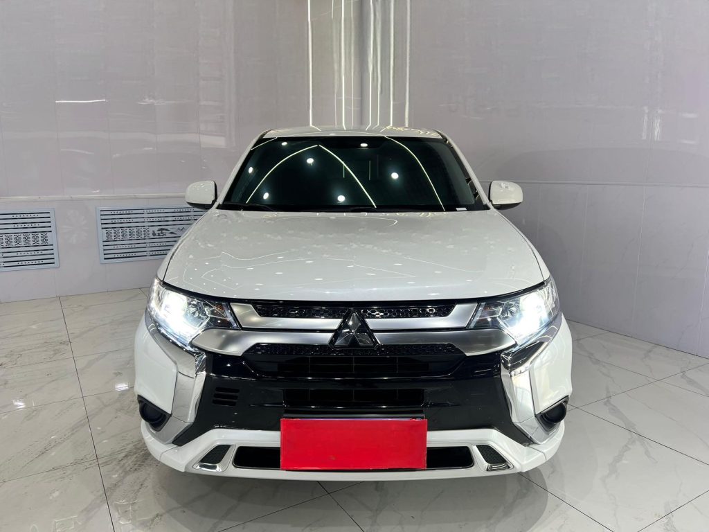 2021 Mitsubishi Outlander Facelift 2.0L 2WD Comfort Edition 5-Seater - Huishida Trading