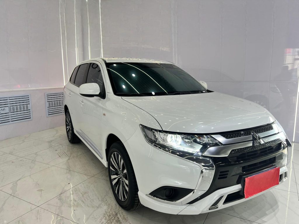 2021 Mitsubishi Outlander Facelift 2.0L 2WD Comfort Edition 5-Seater - Huishida Trading
