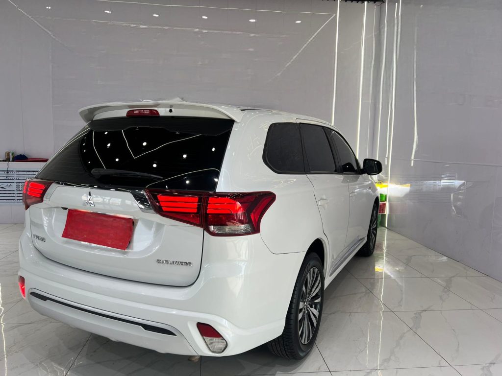 2021 Mitsubishi Outlander Facelift 2.0L 2WD Comfort Edition 5-Seater - Huishida Trading