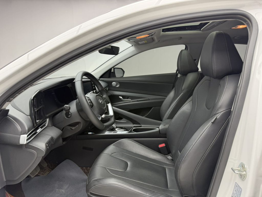 Hyundai Elantra 2022 Модель 1.5L CVT GLX Elite Edition - Huishida Trading