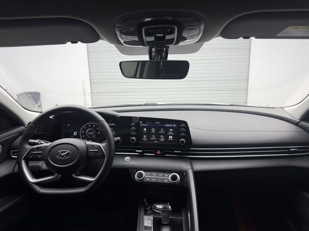 Hyundai Elantra 2022 Модель 1.5L CVT GLX Elite Edition - Huishida Trading