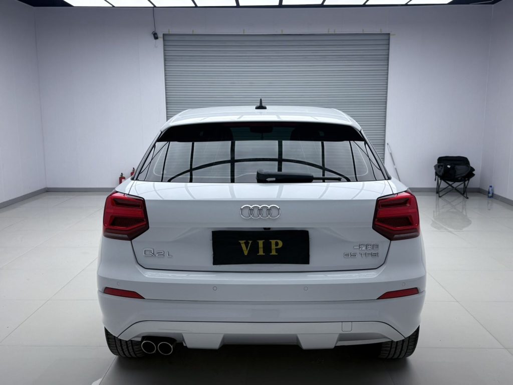 Audi Q2L 2021 года 35 TFSI Luxury Elegance Edition - Huishida Trading