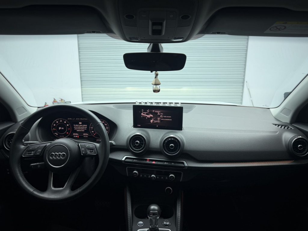 Audi Q2L 2021 года 35 TFSI Luxury Elegance Edition - Huishida Trading