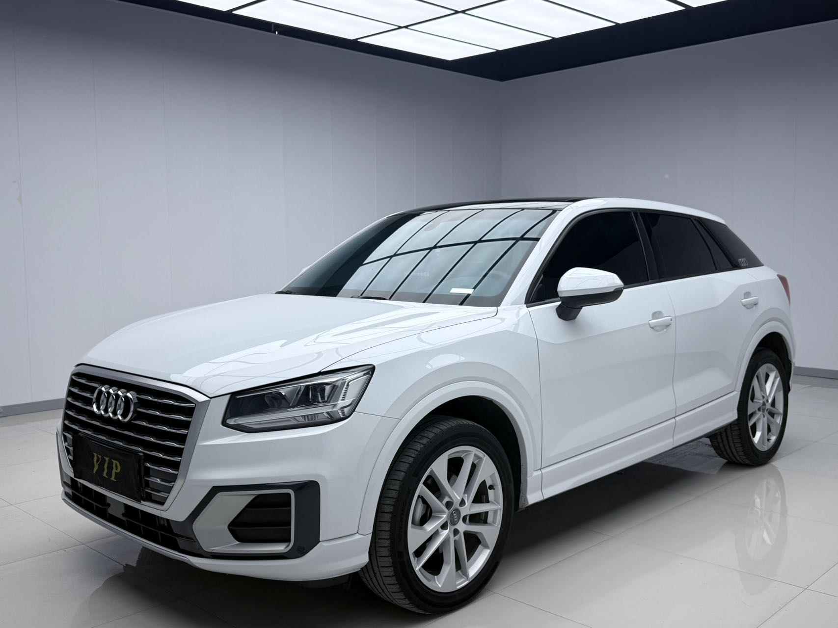 Audi Q2L 2021 года  35 TFSI Luxury Elegance Edition