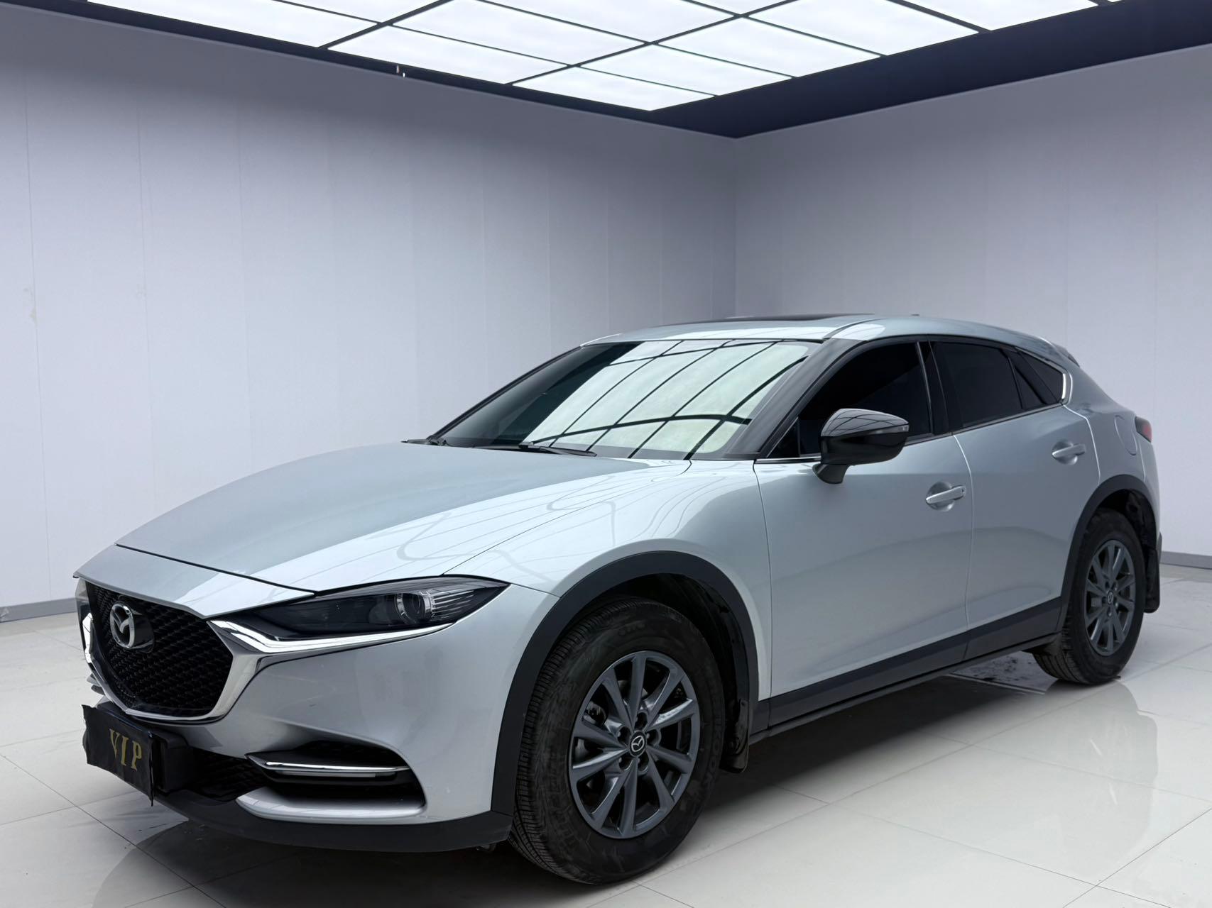 Mazda CX-4  2021 года 2,0 л Автоматическая коробка передач 2WD Skyactiv Dynamic Edition