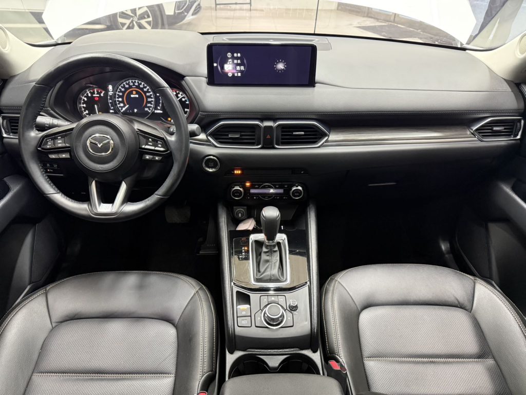 Mazda CX-5 2022 2,0 л Автоматическая коробка передач 2WD Smart Elegance - Huishida Trading