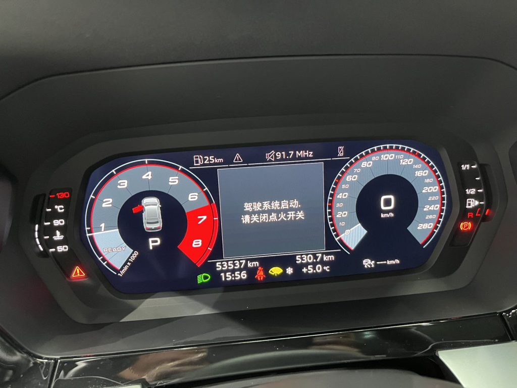 Audi A3 2022 Модель A3L Limousine 35 TFSI Sportline - Huishida Trading