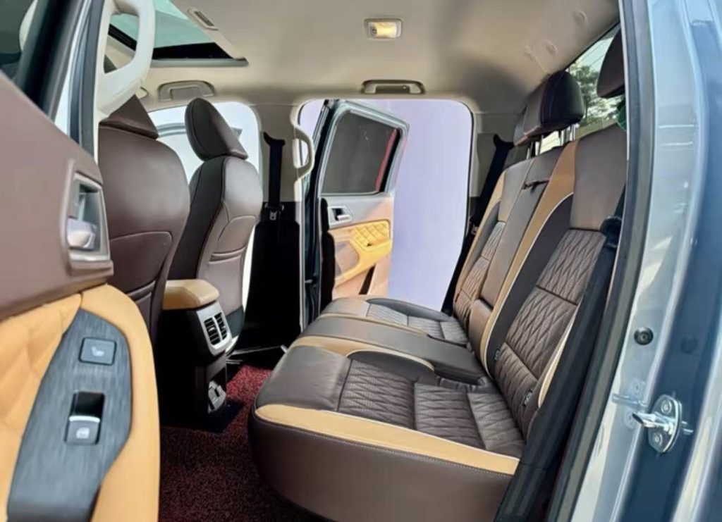 Poer Pickup 2023 2.0T Пассажирская версия Автоматическая бензиновая 4WD Premium Edition GW4C20B - Huishida Trading