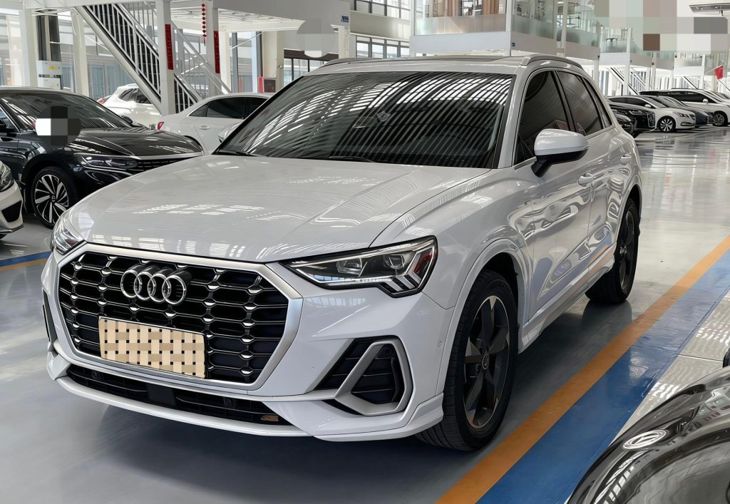 Audi Q3 2022 Model 35 TFSI Sportline - Huishida Trading
