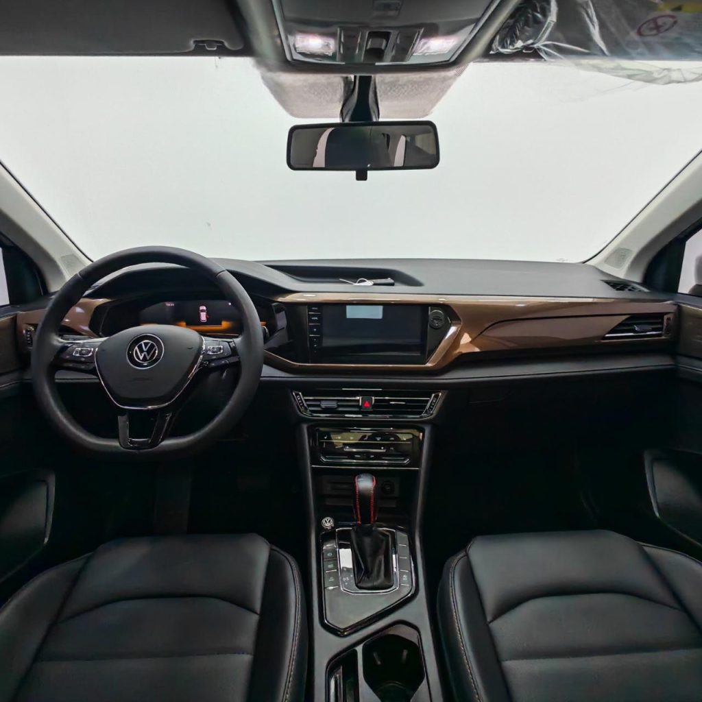 Volkswagen Tharu 2022 года 280TSI Передний привод Luxury Edition - Huishida Trading