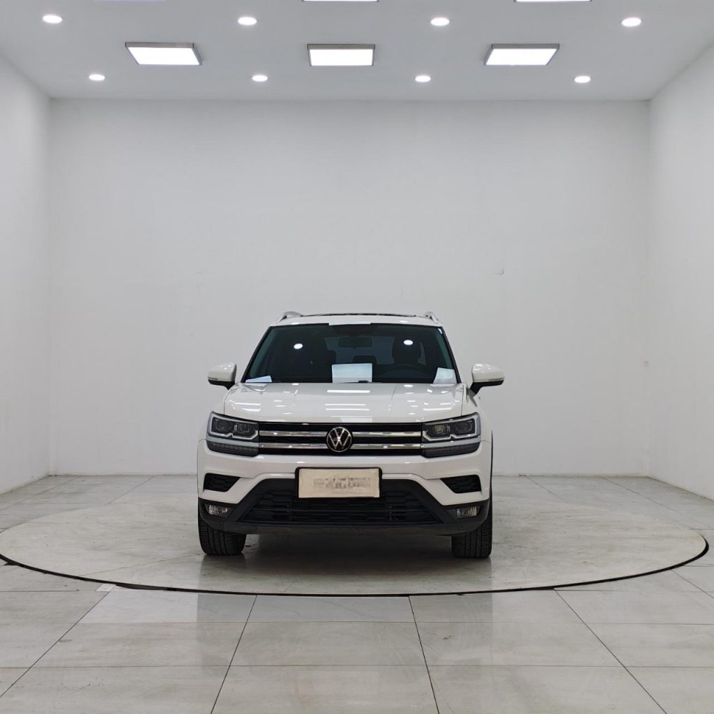 Volkswagen Tharu 2022 года 280TSI Передний привод Luxury Edition - Huishida Trading