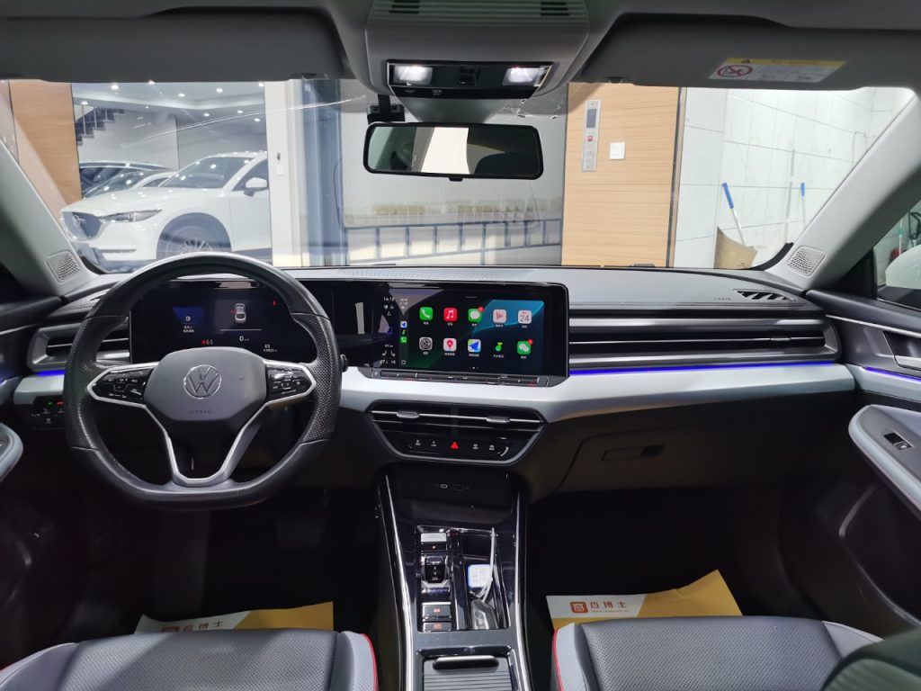 Модель 2022 LAMANDO L 280TSI DSG Cool Edition - Huishida Trading