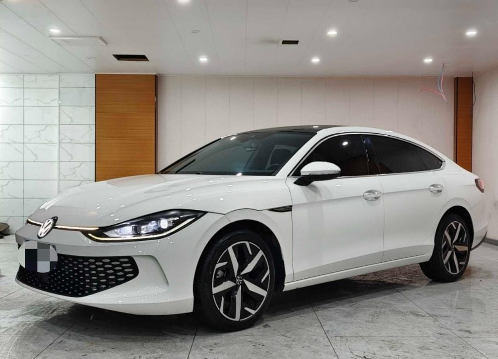 Модель 2022 LAMANDO L 280TSI DSG Cool Edition - Huishida Trading