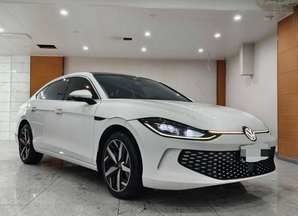 Модель 2022 LAMANDO L 280TSI DSG Cool Edition - Huishida Trading